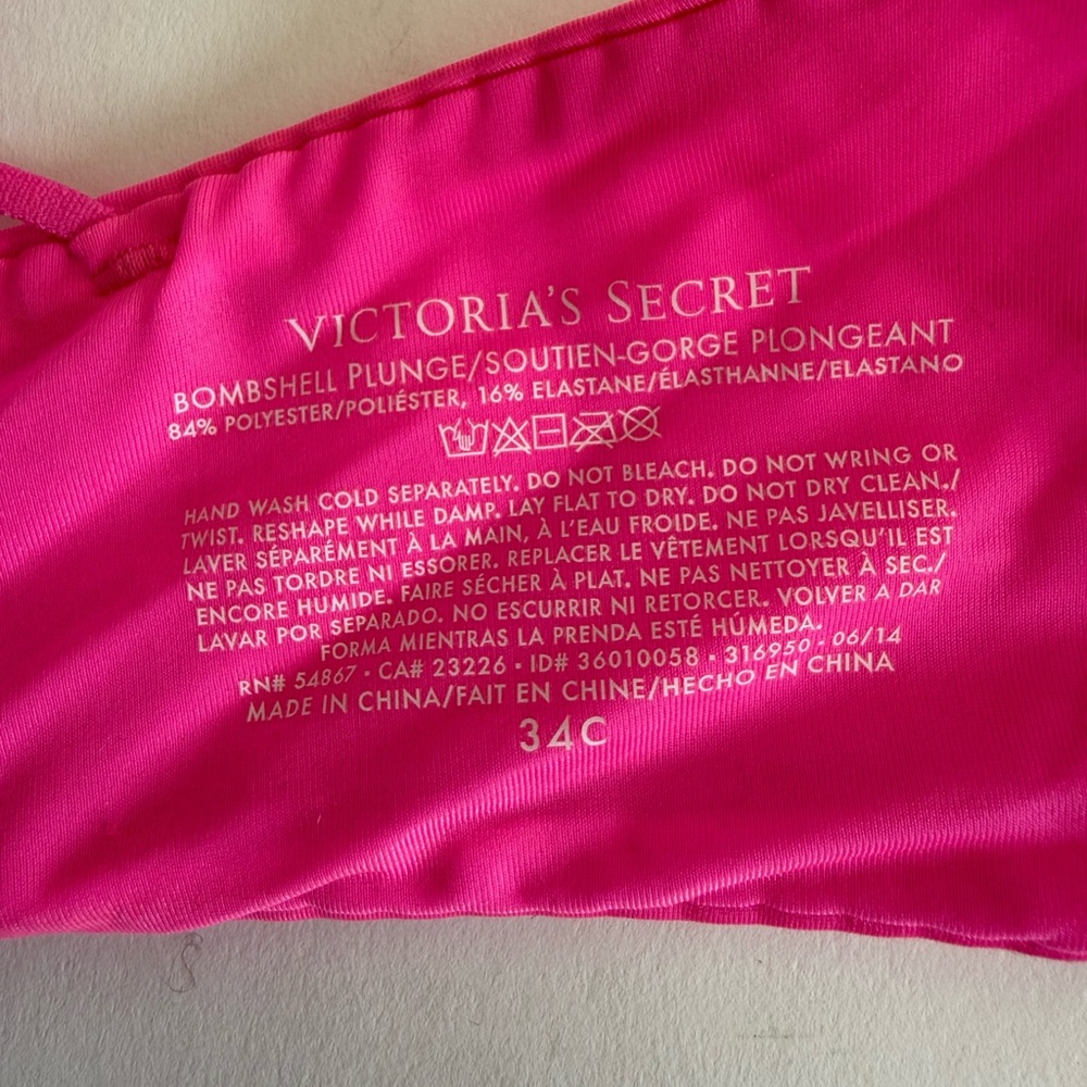 Victoria's Secret Bombshell Plunge Criss Cross Back Bra in Hot Pink - Picture 8 of 8